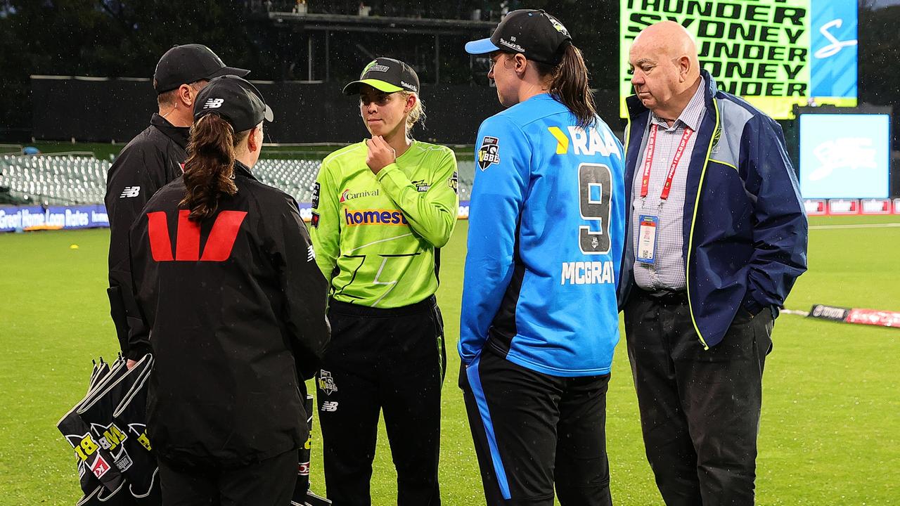 Trent Copeland on Sydney Thunder vs Adelaide Strikers weather drama, farce, video, highlights