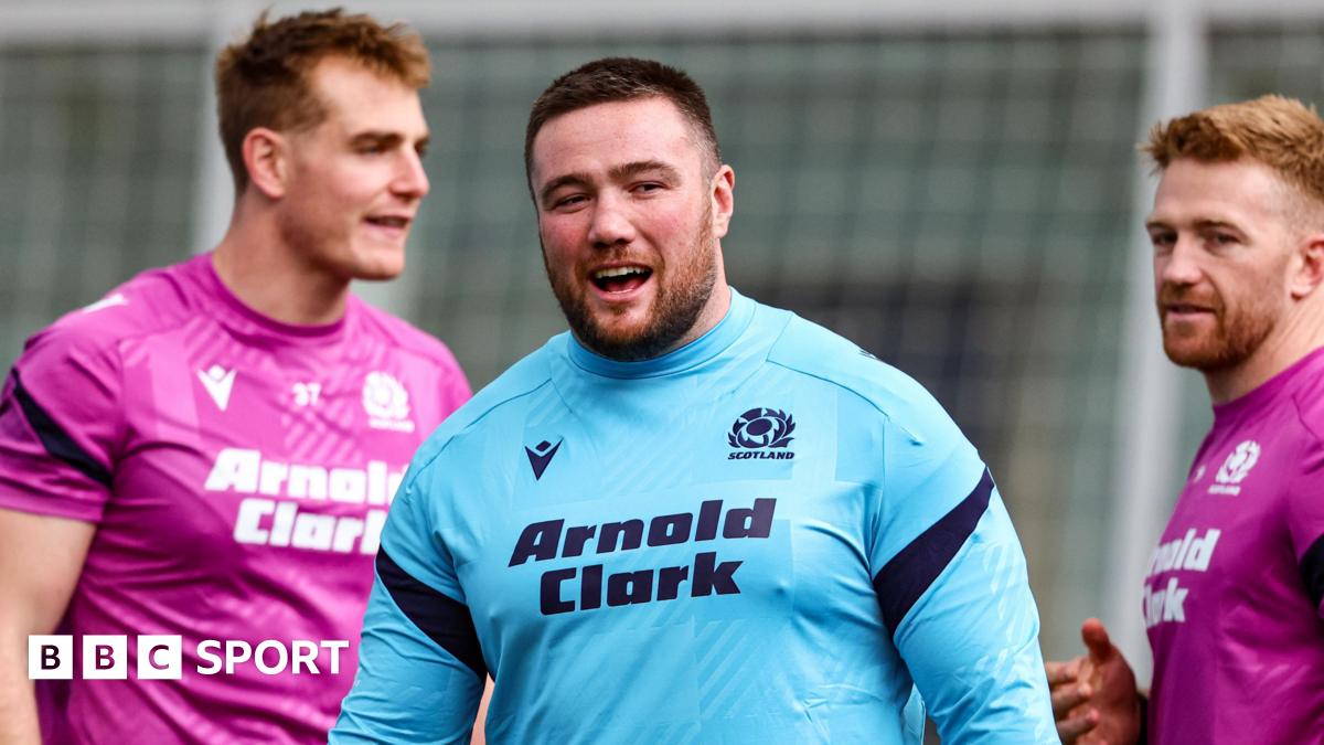 Scotland prop Zander Fagerson in training