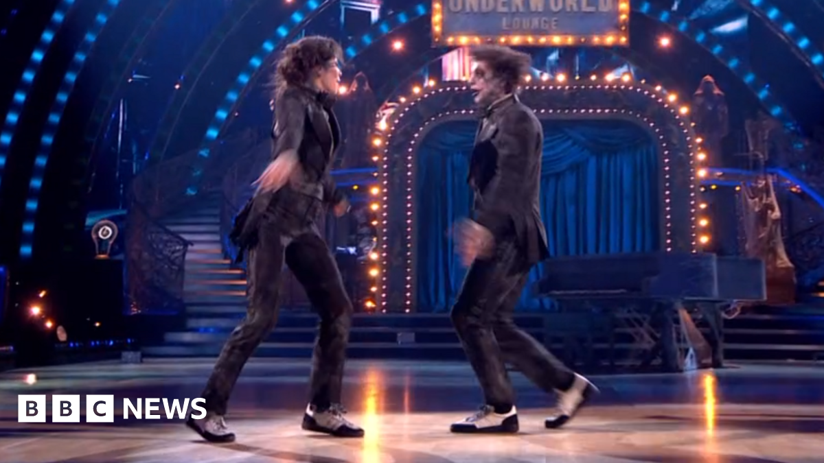 Strictly stars perform bewitching dances to Lady Gaga and Beethoven in Halloween special - BBC