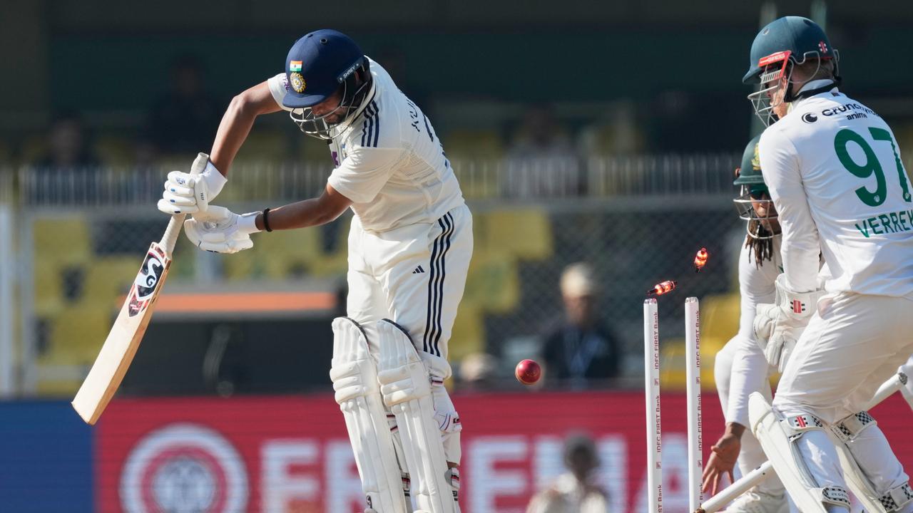 India vs South Africa second Test day five, live scorecard and updates, series sweep, how to watch in Australia, latest news