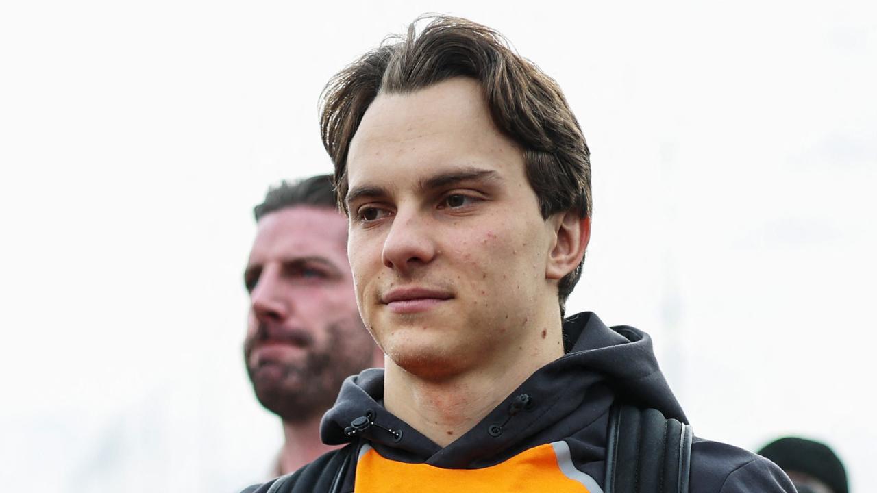 What time does the Las Vegas Grand Prix race start in Australia?, AEDT start time, how to watch Oscar Piastri