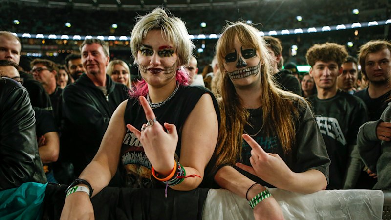 Metallica at Marvel Stadium; Affinity String Quartet at the Melbourne Recital Centre; TWICE at Marvel Stadium; Blanc de Blanc Encore at Spiegel Haus Melbourne; Joost Lijbaart and Wolfert Brederode at Brunswick’s JazzLab