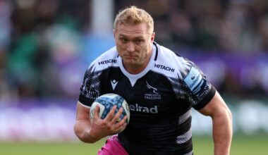 Winless Newcastle bring back former player to bolster midfield