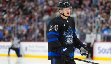 Maple Leafs to waive David Kampf for purpose of contract termination