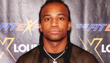 Fik-Shun Leading Vertical Series 'Pizza Guys Vs Vampires'