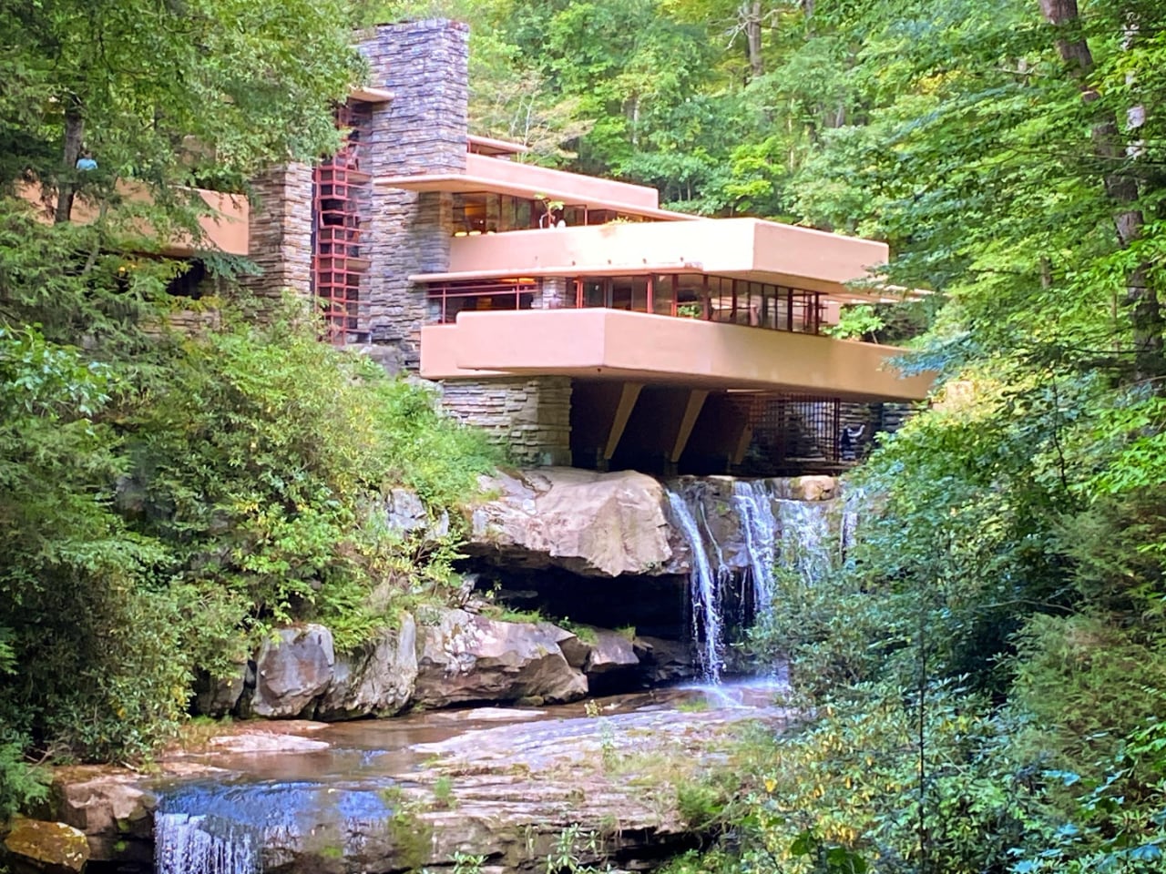 A Documentary Journey Through Frank Lloyd Wright’s Revolutionary Architecture