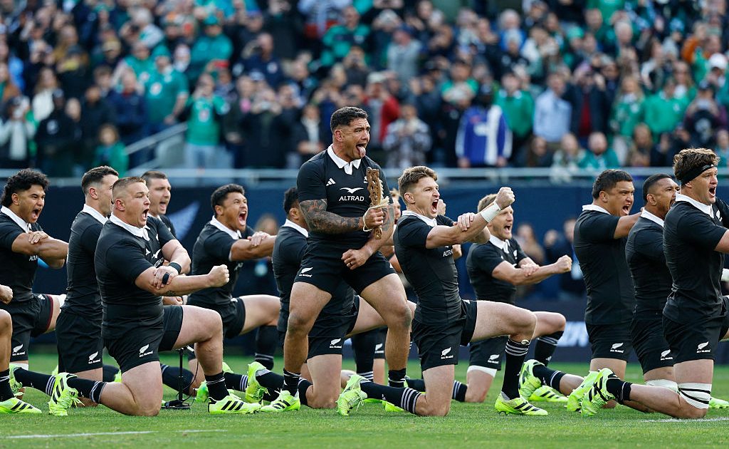 Scott Robertson tackles rumours of an England haka challenge