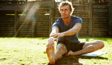 Are Barefoot Workouts Good for You? Experts Weigh In