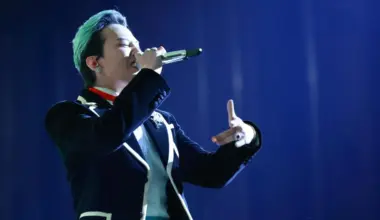 K-pop star G-Dragon performs during the gala dinner of the 2025 Apec at the Lahan Select hotel in the southeastern city of Gyeongju, South Korea.