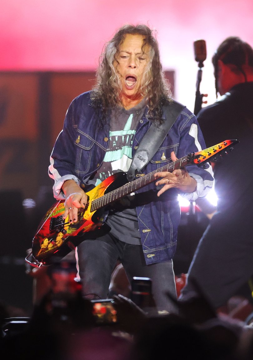 Kirk Hammett in full flight.