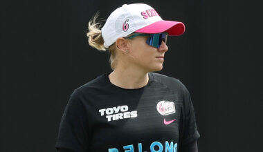 Healy returns as "ruthless" Sixers eye showdown with Hurricanes