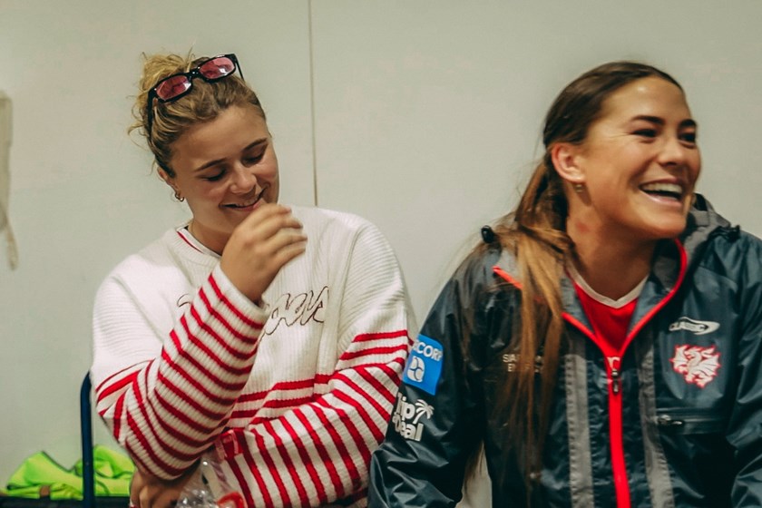 Hannah & Keele share a laugh.