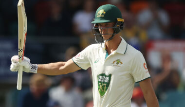 Kellaway tames England XI to prove his Test potential