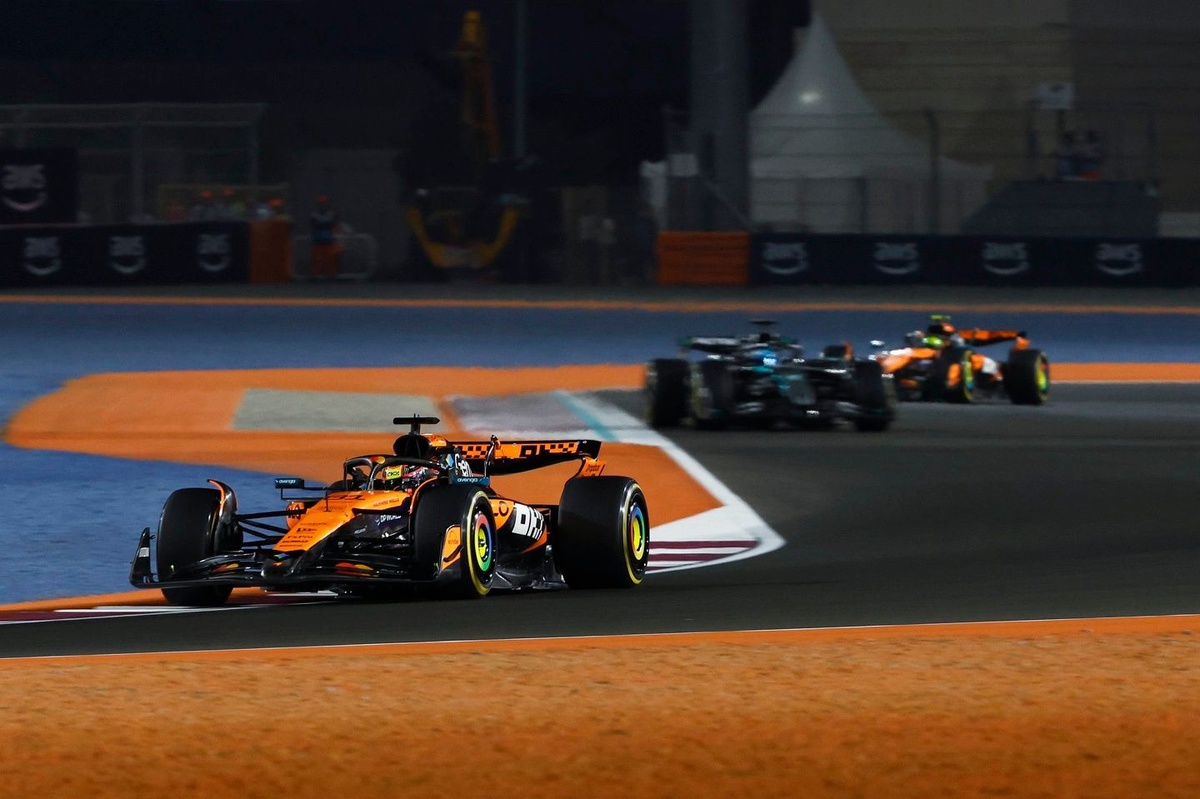 LIVE: F1 Qatar GP commentary and updates - Piastri on pole as Norris chases title | Live text