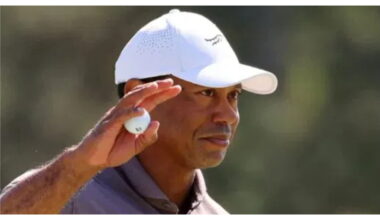 Tiger Woods buzzing with his new Bridgestone ball
