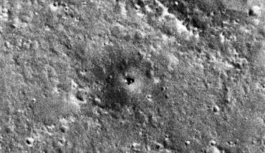 Nasa's Mars Reconnaissance Orbiter Captured Insight Lander, Which Can Be Seen At The Center Of The Image