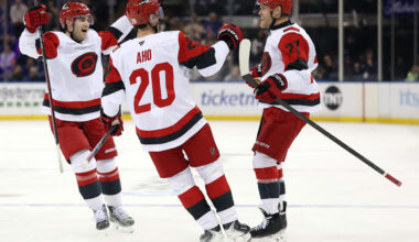 Ehlers rings in first goal with Hurricanes