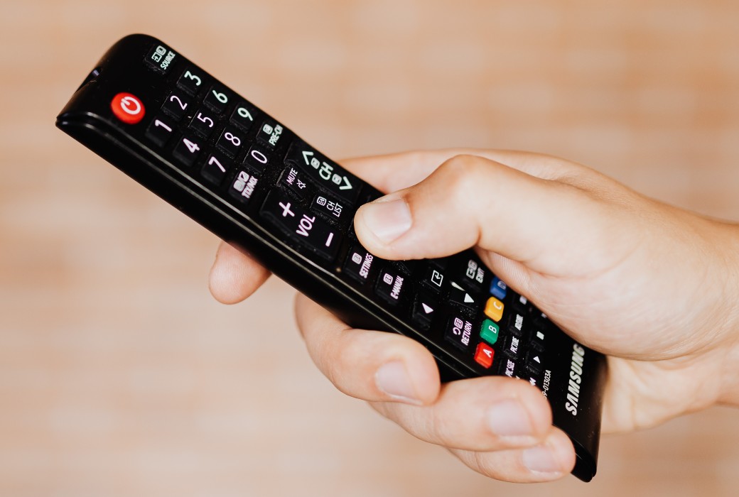 TV set viewing: Broadcast twice the size of Digital