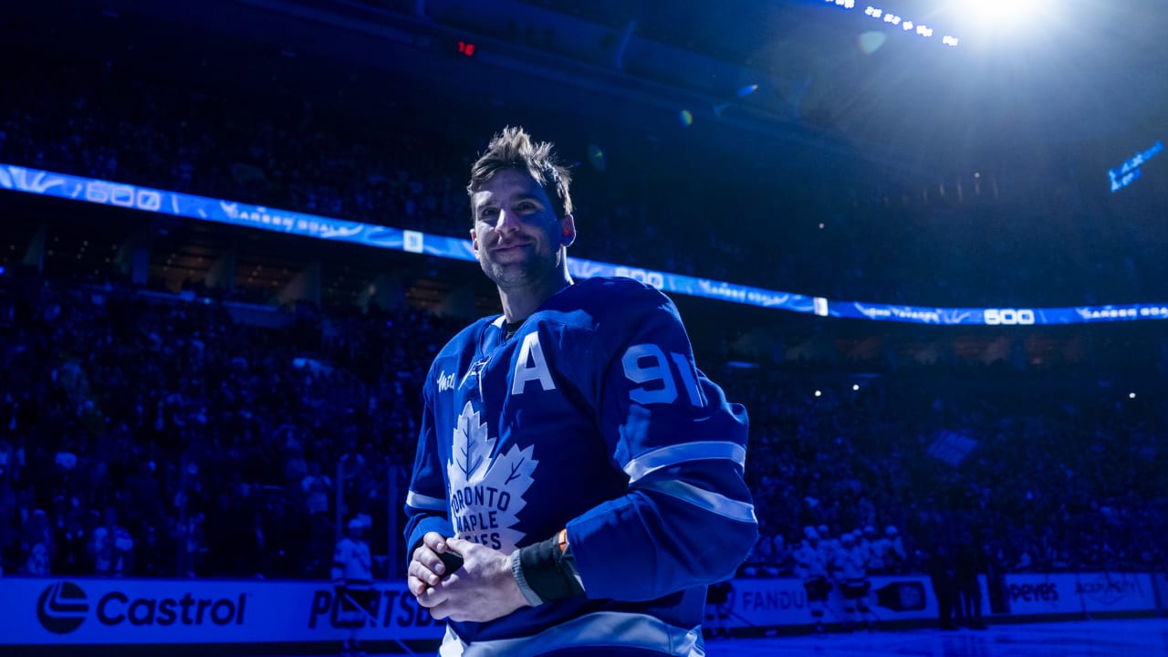 Tavares honored for 500 career goals with ceremony
