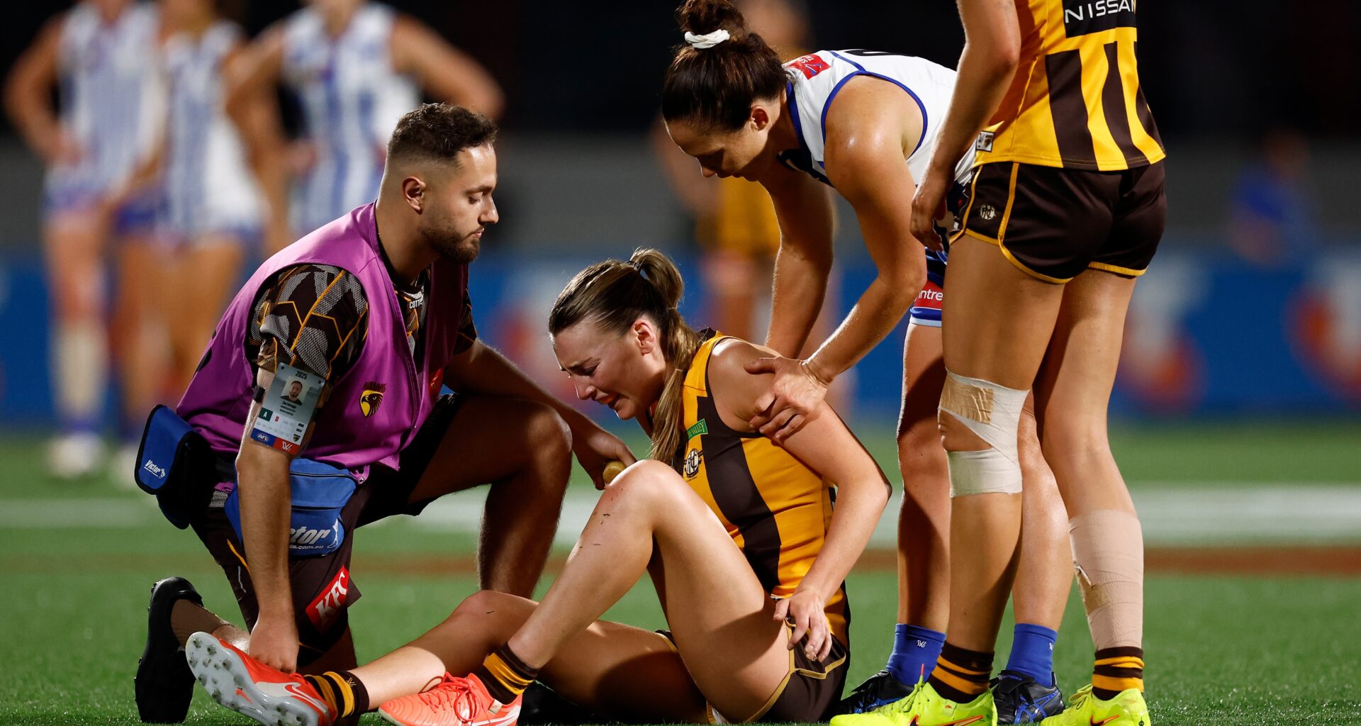 Battered Hawks left counting cost after explosive clash with Roos