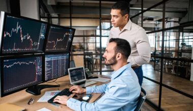 Leading broker names 1 ASX 200 share to buy and 1 to hold