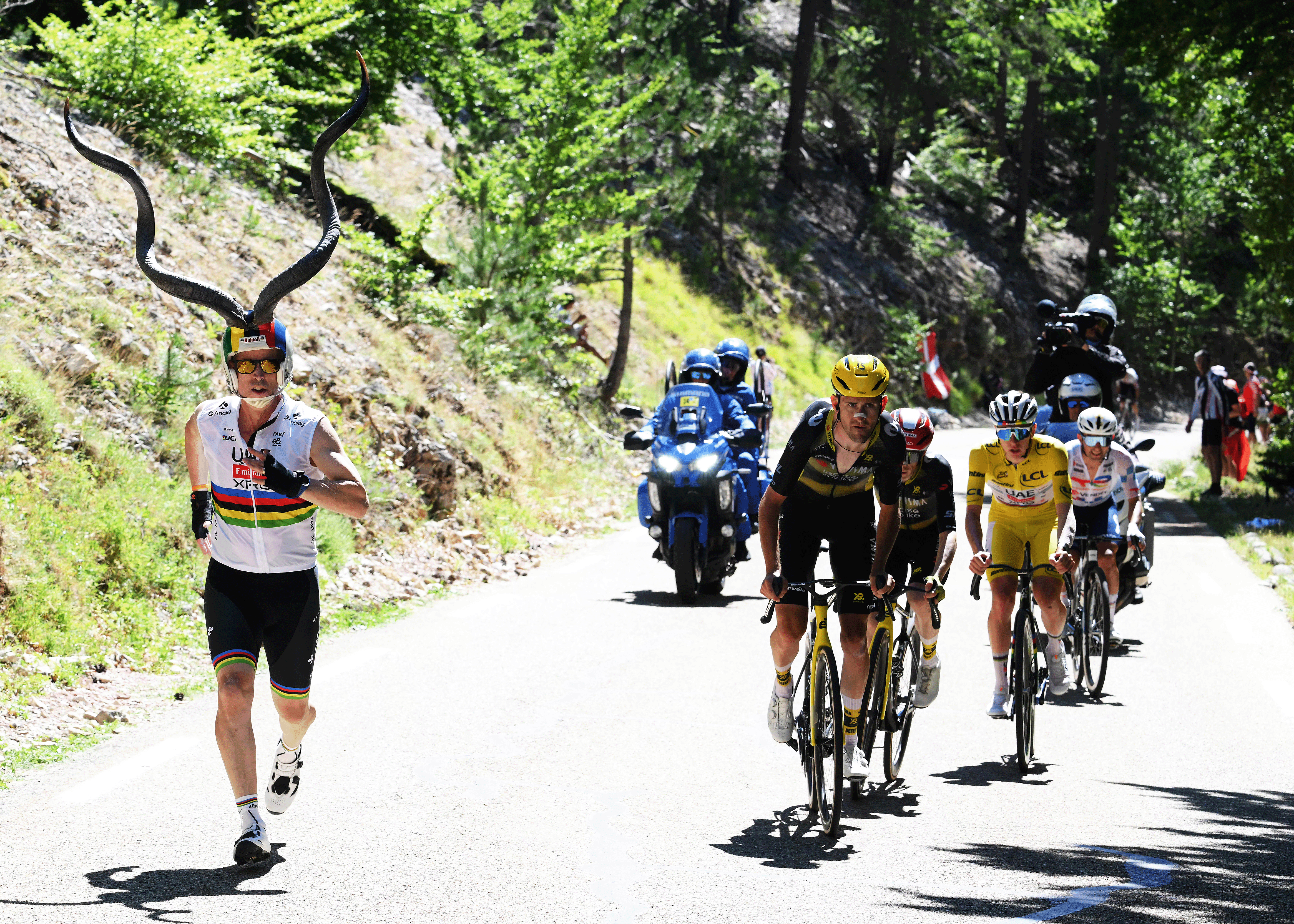 MONT VENTOUX, FRANCE - JULY 22: (L-R) Tiesj Benoot of Belgium and Team Visma | Lease a Bike and Tadej Pogacar of Slovenia and UAE Team Emirates - XRG - Yellow leader jersey compete during the 112th Tour de France 2025, Stage 16 a 171.5km stage from Montpellier to Mont Ventoux 1902m / #UCIWT / on July 22, 2025 in Mont Ventoux, France. (Photo by Bernard Papon - Pool/Getty Images)