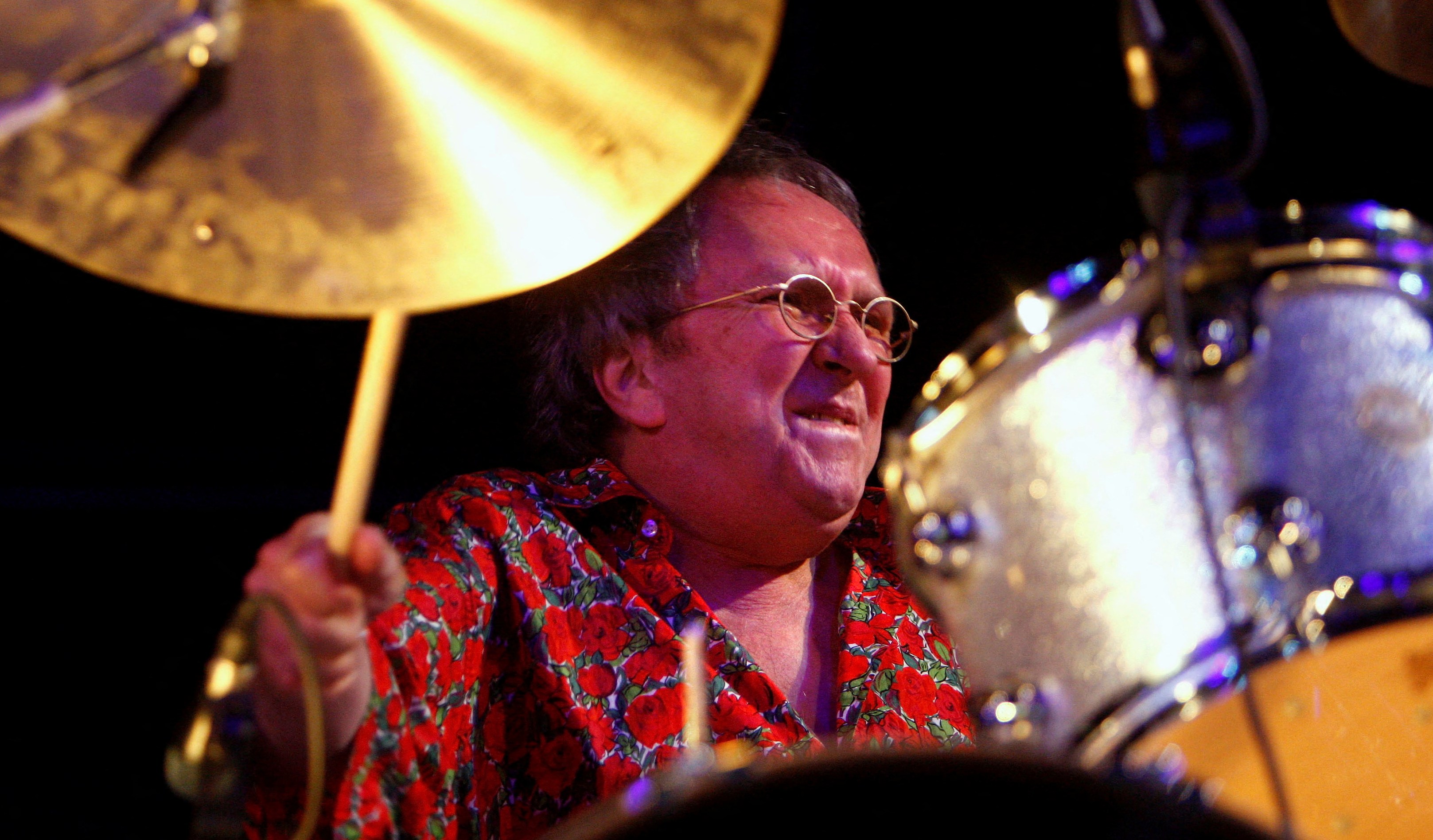 Mitch Mitchell performing during a tribute concert to Jimi Hendrix.