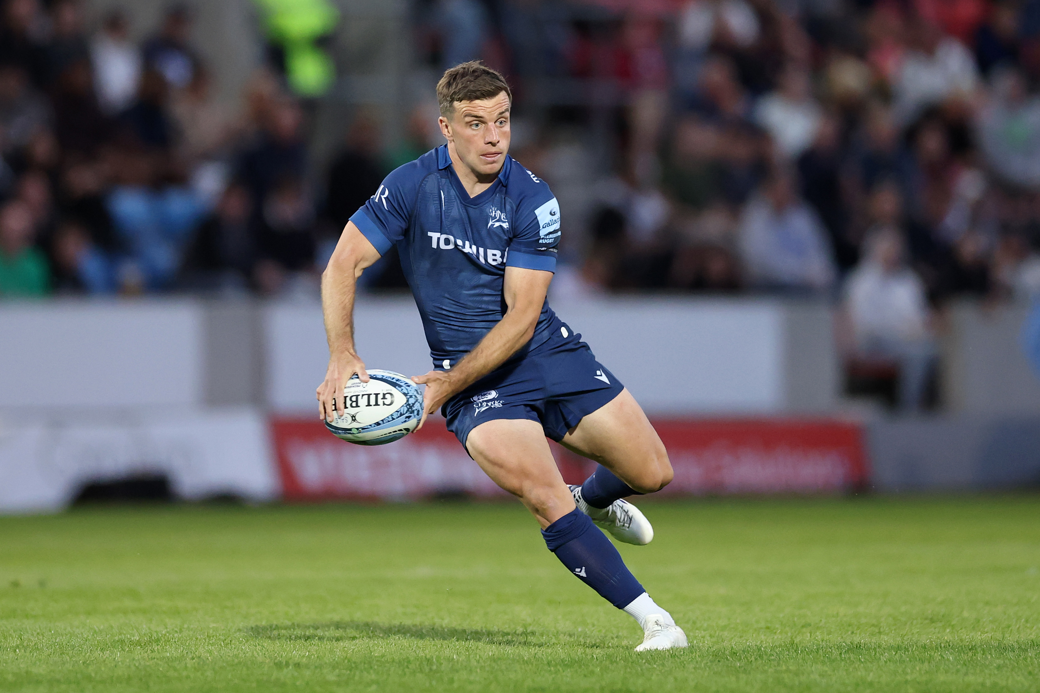 George Ford of Sale Sharks playing rugby.
