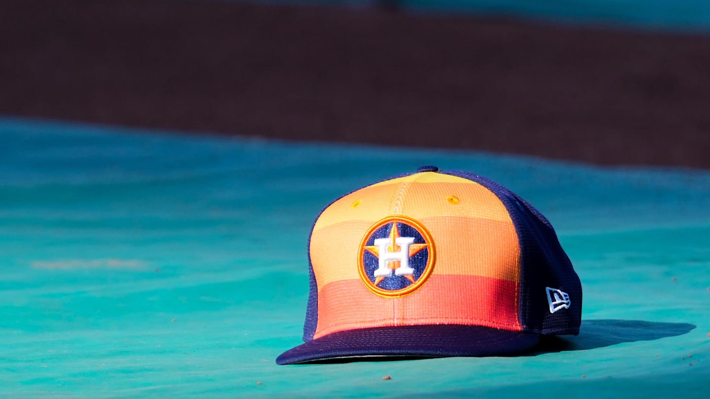 MLB Writer Places Astros in Concerning Tier Midway Through Offseason