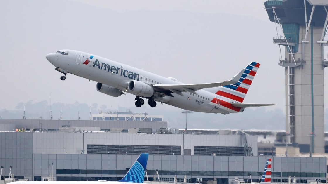 SpaceX Knocks American Airlines's Interest In Amazon Leo Over Starlink