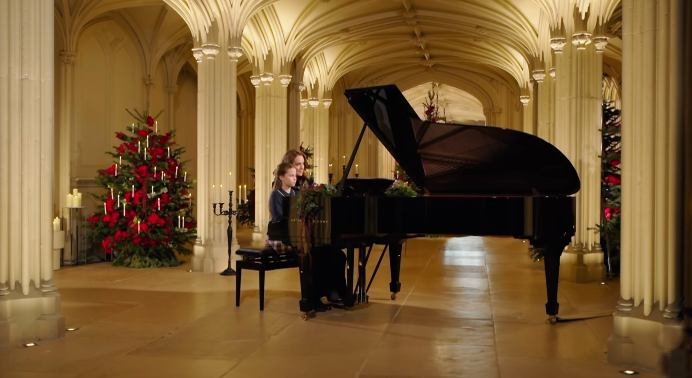 charlotte and kate play piano
