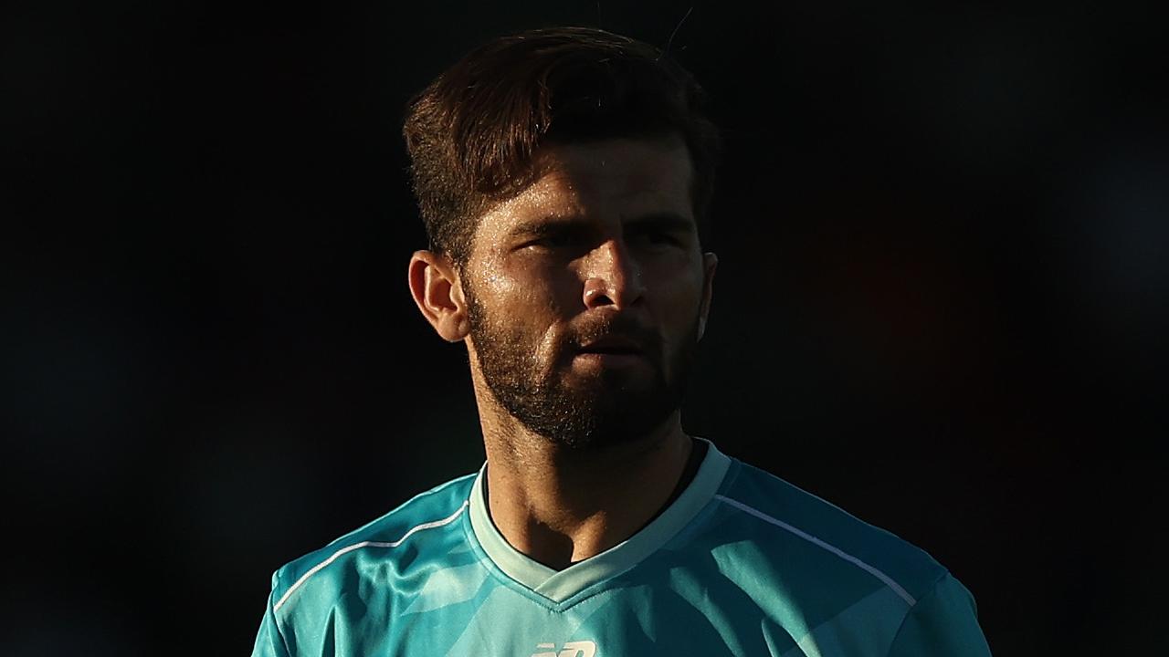 Brisbane Heat vs Adelaide Strikers, New Year’s Eve, Shaheen Shah Afridi flies home, knee injury, start time, live blog, T20 World Cup, Spencer Johnson, Nathan McSweeney, Tom Alsop injuries