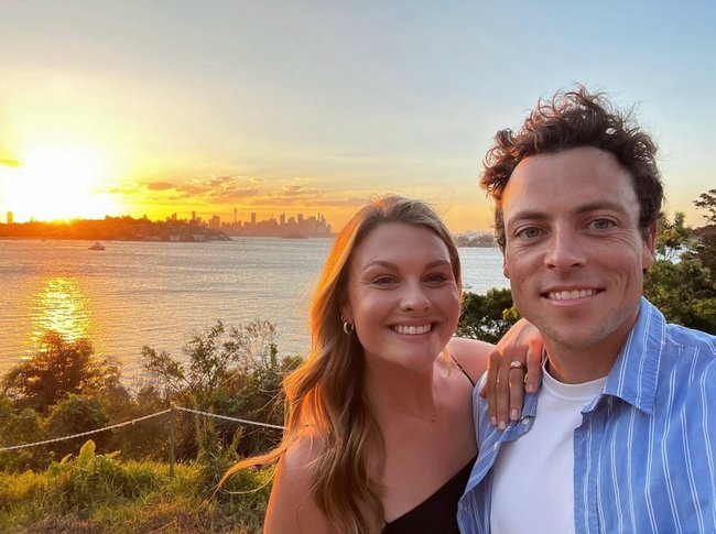 Former Home and Away co-stars Sophie Dillman and Patrick O’Connor announce their engagement. 