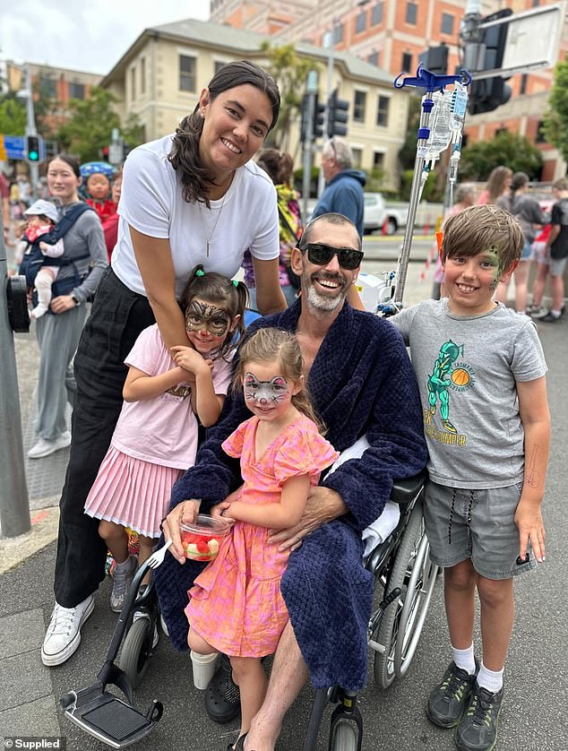 Ash spending quality time with his loving family just weeks before he died from cancer