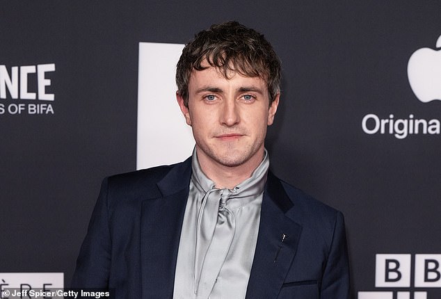 Actor Paul Mescal is setting pulses racing in north London ¿ by running around a local park in skimpy shorts