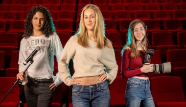 Victorian school-leavers receive university, TAFE and private college course offers