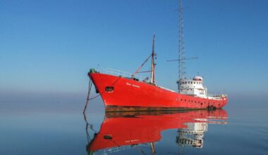 Radio Caroline Christmas Day broadcast from Ross Revenge
