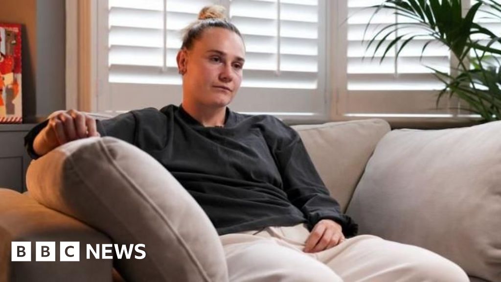 Rugby World Cup winner Meg Jones thinking of parents over Christmas