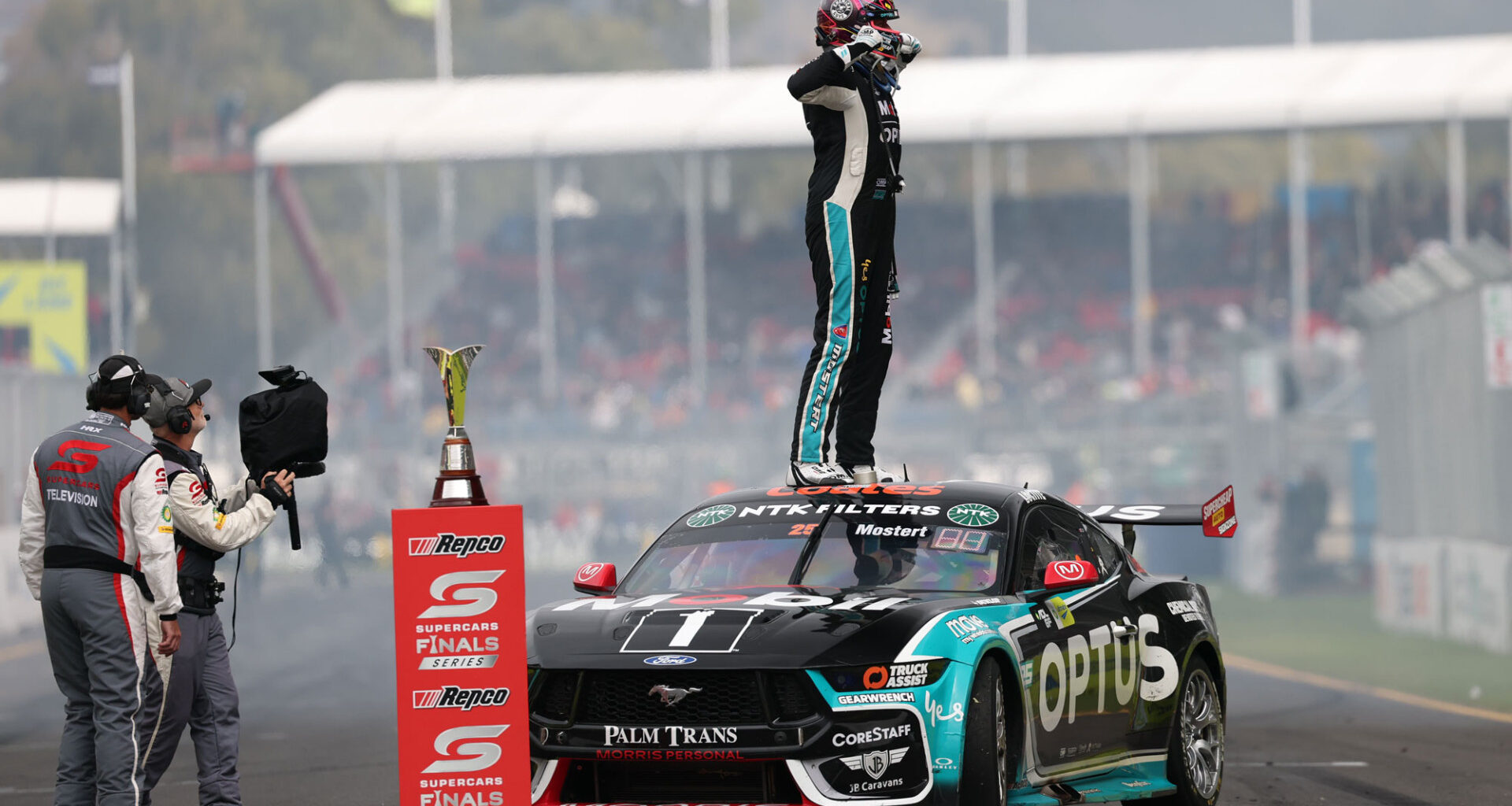 Supercars news: Broc Feeney declares Chaz Mostert ‘a deserving champion’