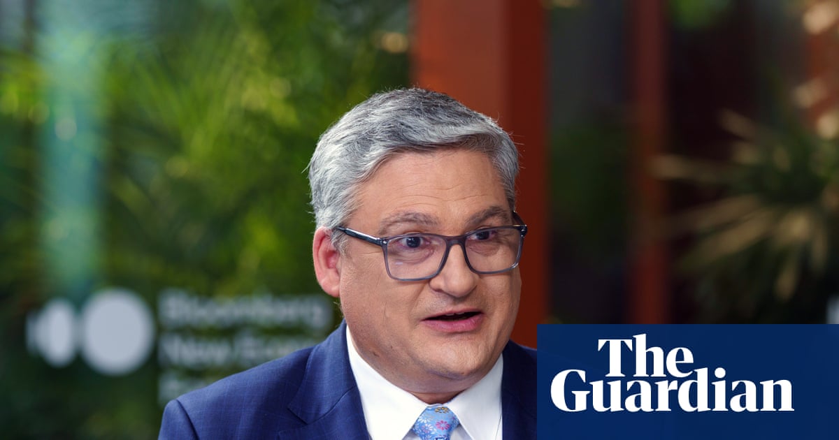 Future Fund spent $20,000 to send CEO’s executive assistant on business class trip to scope hotels in US | Australian politics