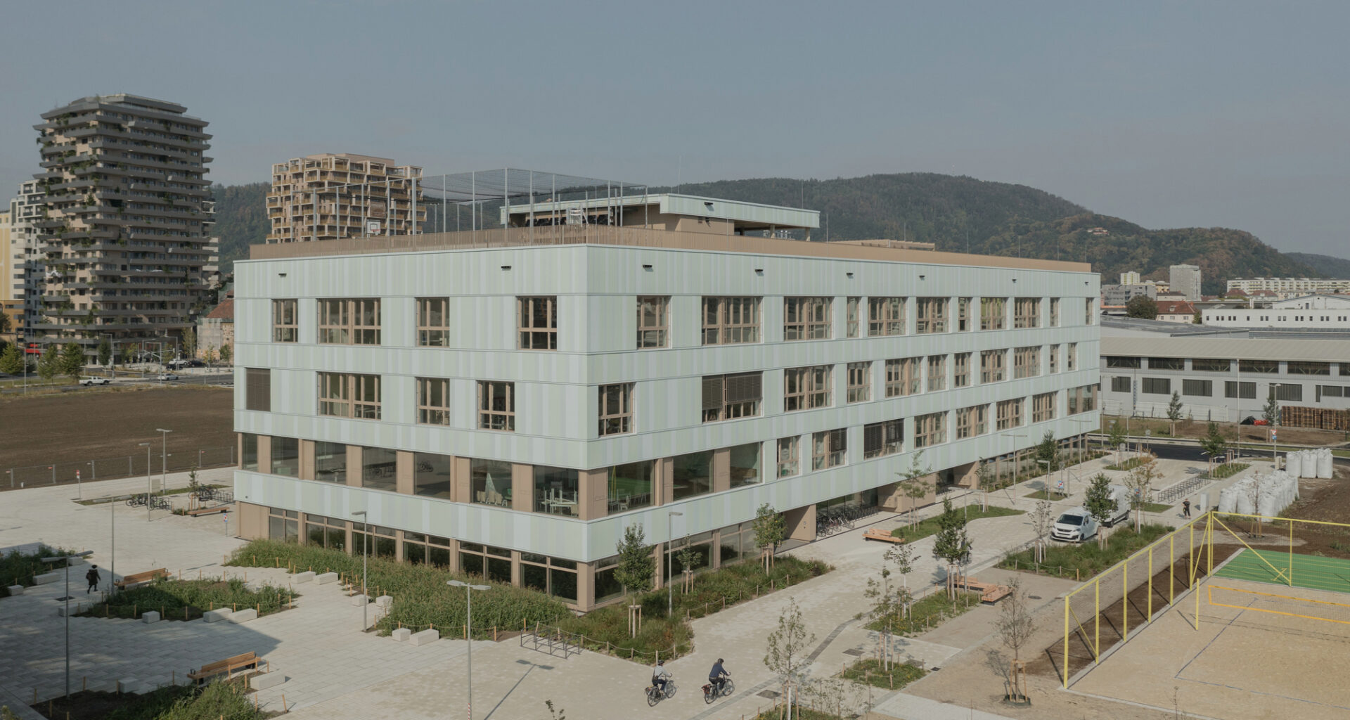 AHS Reininghaus Secondary School / j-c-k