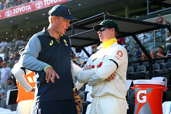 Under the pump: Australian coach Andrew McDonald and stand-in skipper Smith on Thursday.