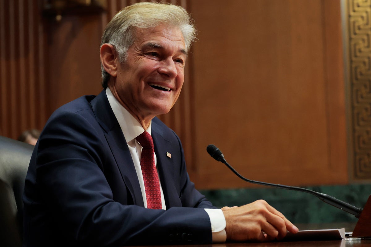 Dr. Oz snack shames staff to eat less over holiday season: ‘You don’t have to try every cookie’