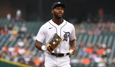 Brewers agree to 1-year contract with outfielder Akil Baddoo