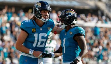 Trevor Lawrence 'on fire,' accounts for 6 TDs in Jaguars' rout