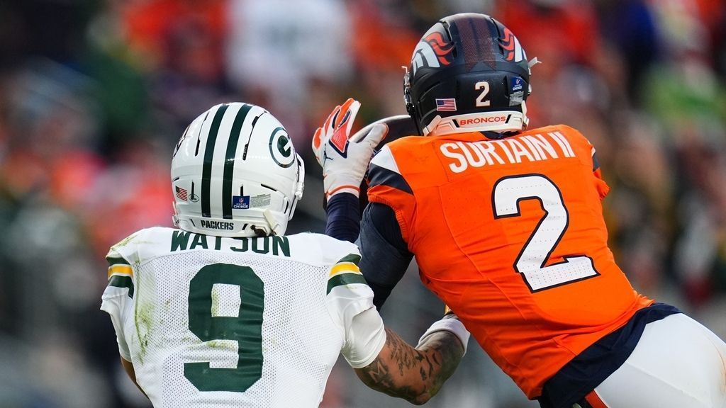 Pat Surtain II flips game with INT for playoff-bound Broncos