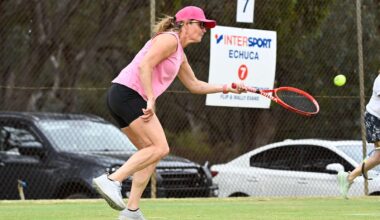 Tennis gathers for holiday round