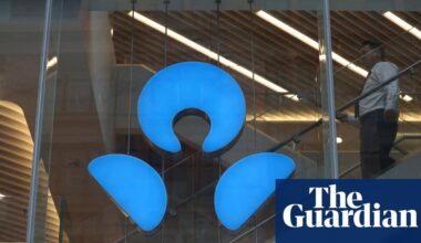 ANZ shareholders reject executive pay plan for second year in a row | ANZ