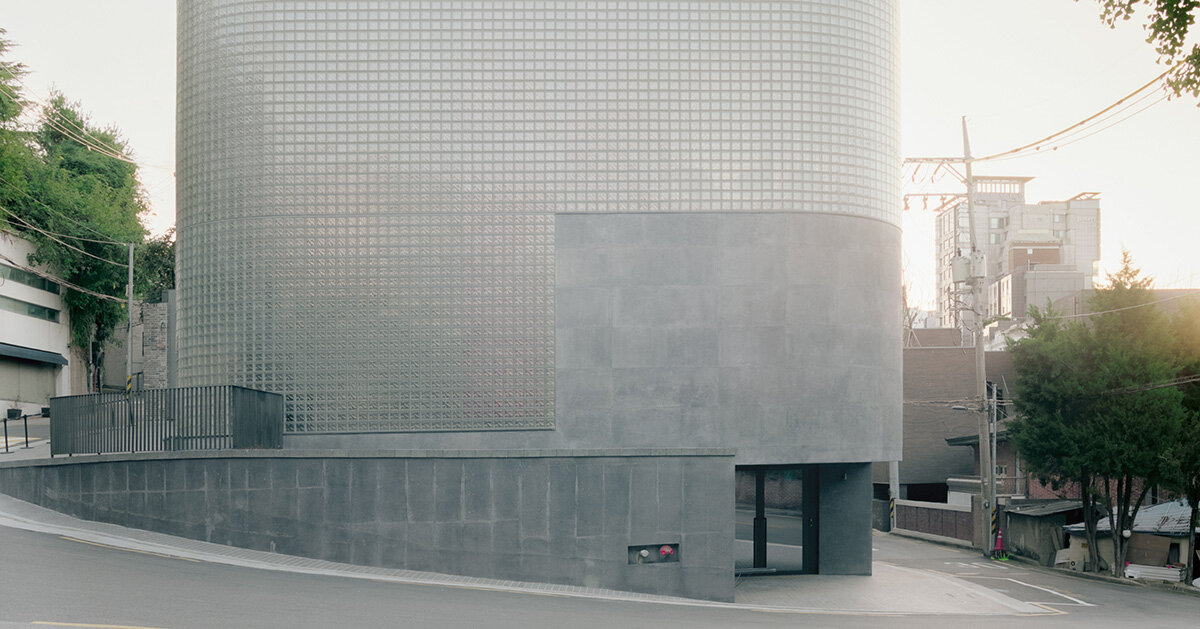 stocker lee wraps MANMADE seoul with concrete and glass blocks
