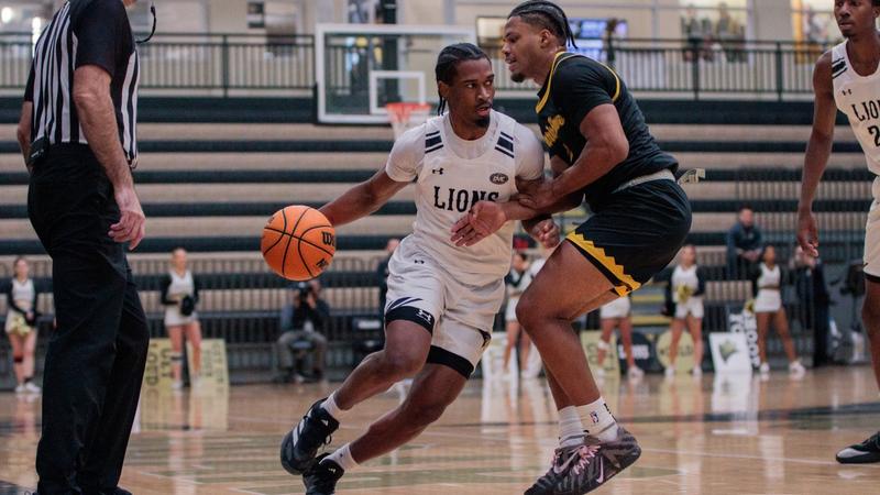 Mekhi Cooper Records His Second Career Double-Double To Help Push Winning Streak To Six